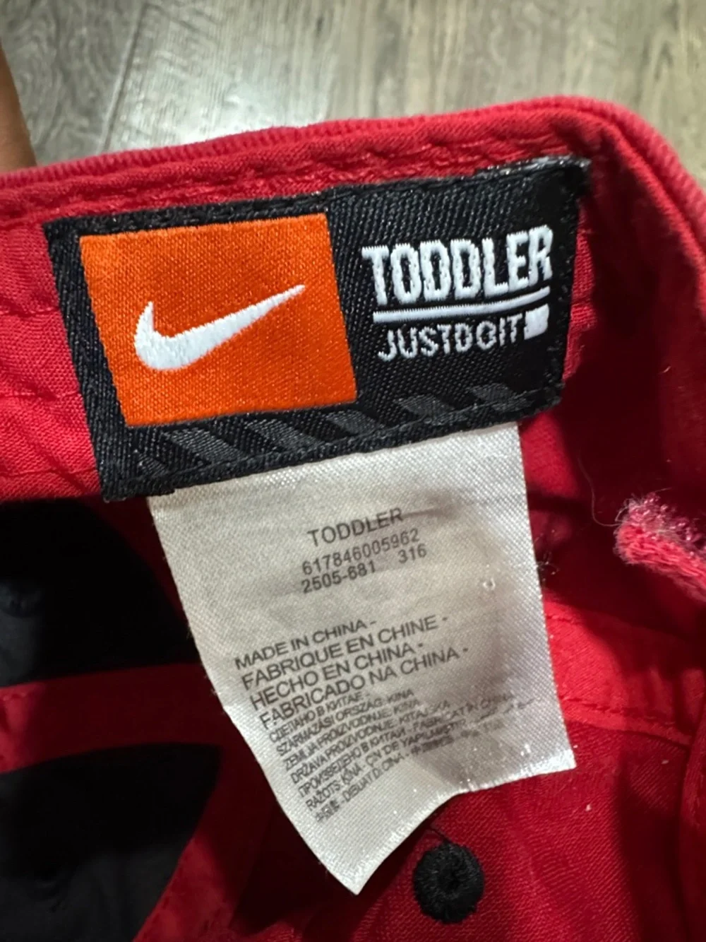 Nike Red Baseball Cap with Black Swoosh - Picture 3 of 5